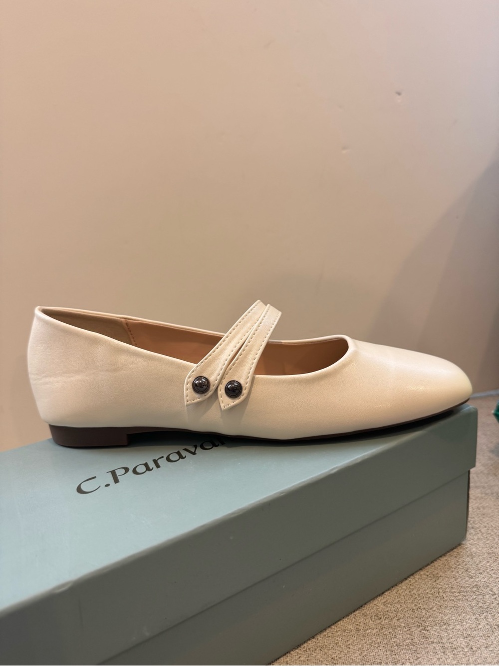Cream Mary Jane Flat Shoes - Picture 2 of 6